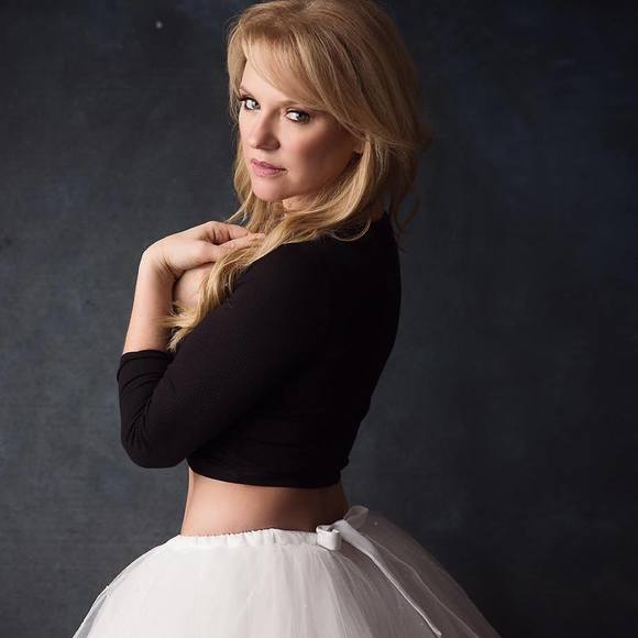 Meet your Posher, Sherry - Picture 1 of 1